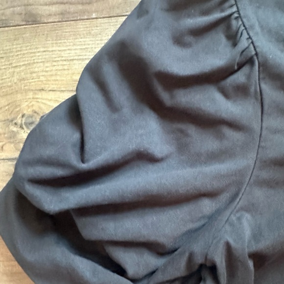 Chico’s Black Puff Sleeve V-Neck Tee – Size 1 (M) - Picture 4 of 4